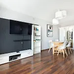 아파트 Wola Anielewicza Cosy